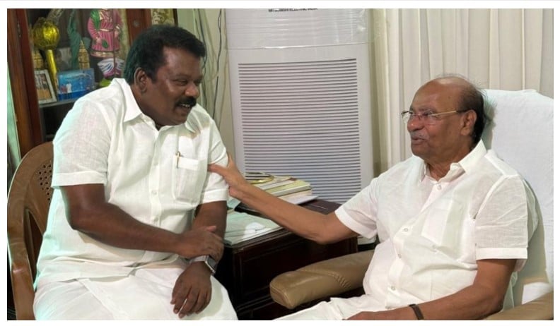 Is Congress going to stab DMK in the back