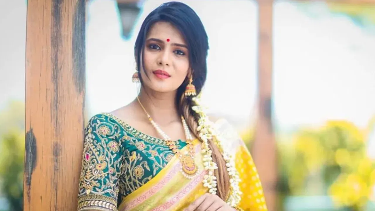 Court ordered to arrest actress Meera Mithun