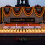 pulwama terror attack anniversary black day india crpf martyrs tribute tamil news