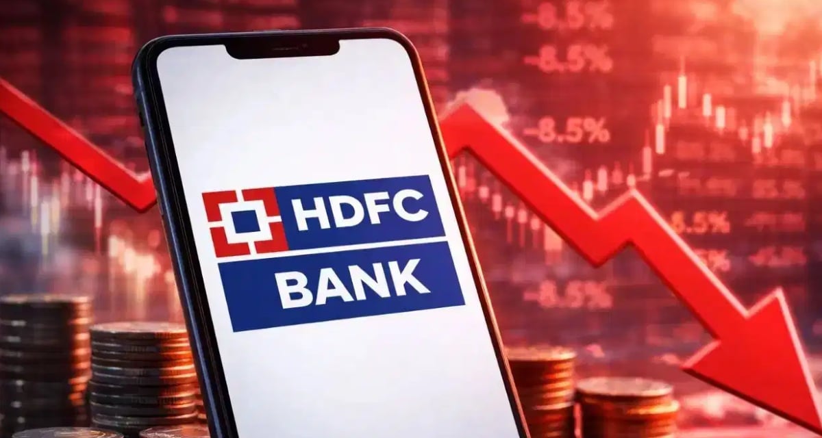 Should you invest in HDFC Bank now or wait