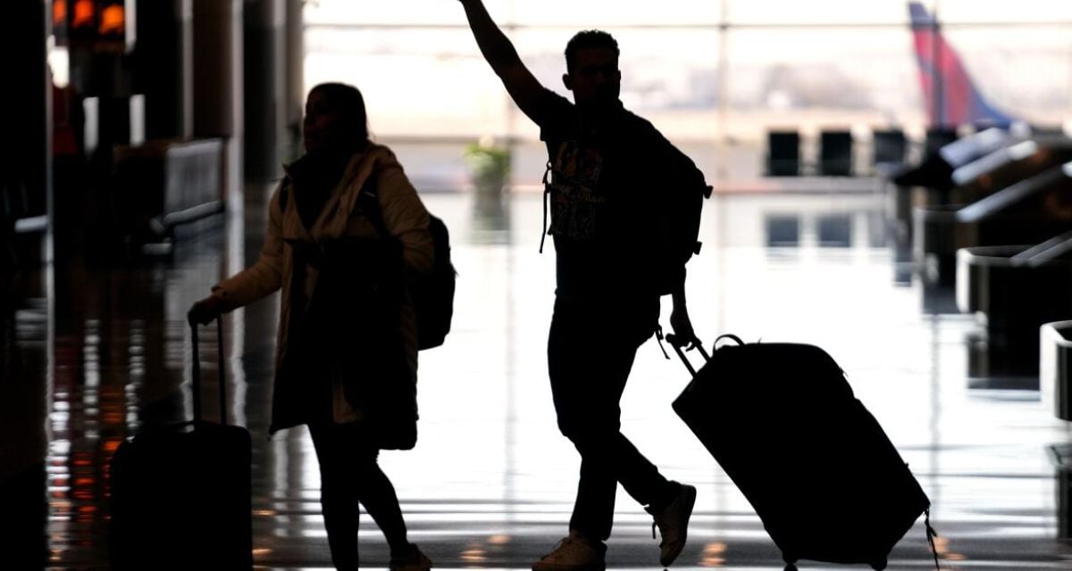 15.3 million air passengers flew in May month