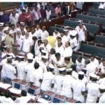 திமுக எம்.எல்.ஏ.க்கள் சட்டசபையில் இருந்து வெளியேற்றம்