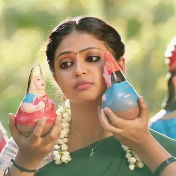 Aayiram Porkasugal Movie Review