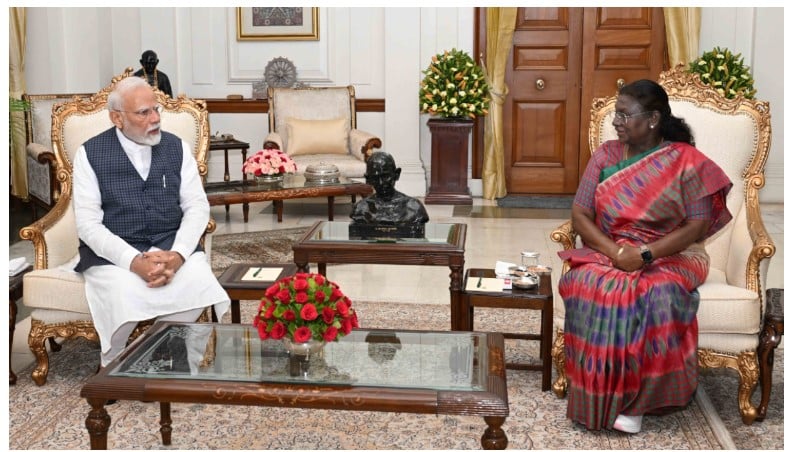 Narendra Modi meets President Murmu