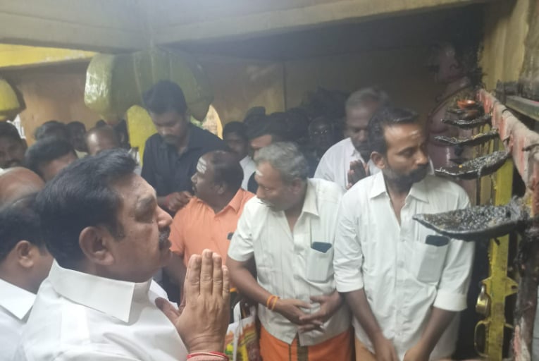 edappadi palanisamy went to america for treatment