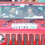 Tejashwi yadav joins hands with rahul gandhi