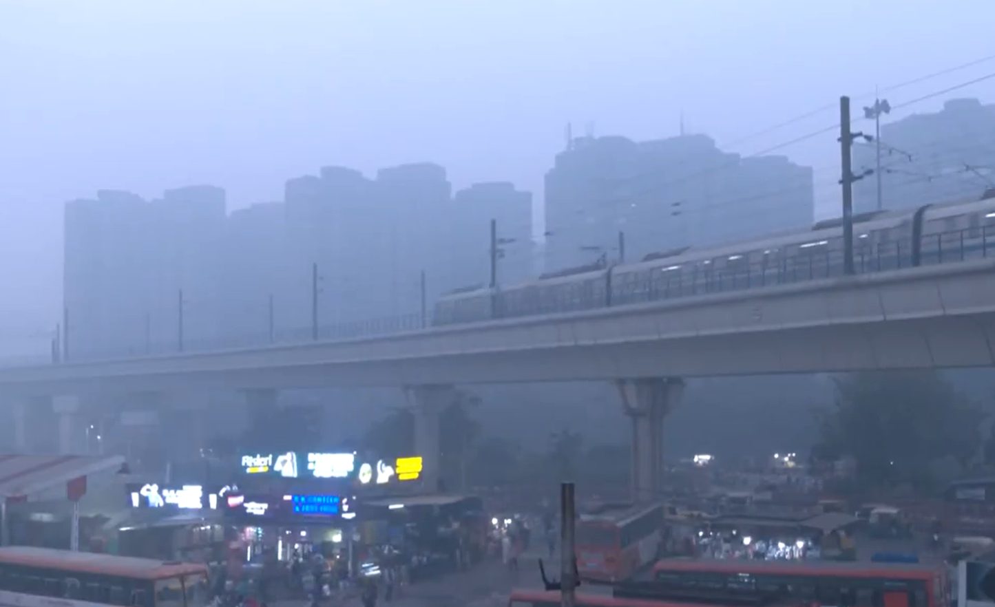 Air pollution in Delhi is becoming unbearable... GRAP 3 to be implemented from today!
