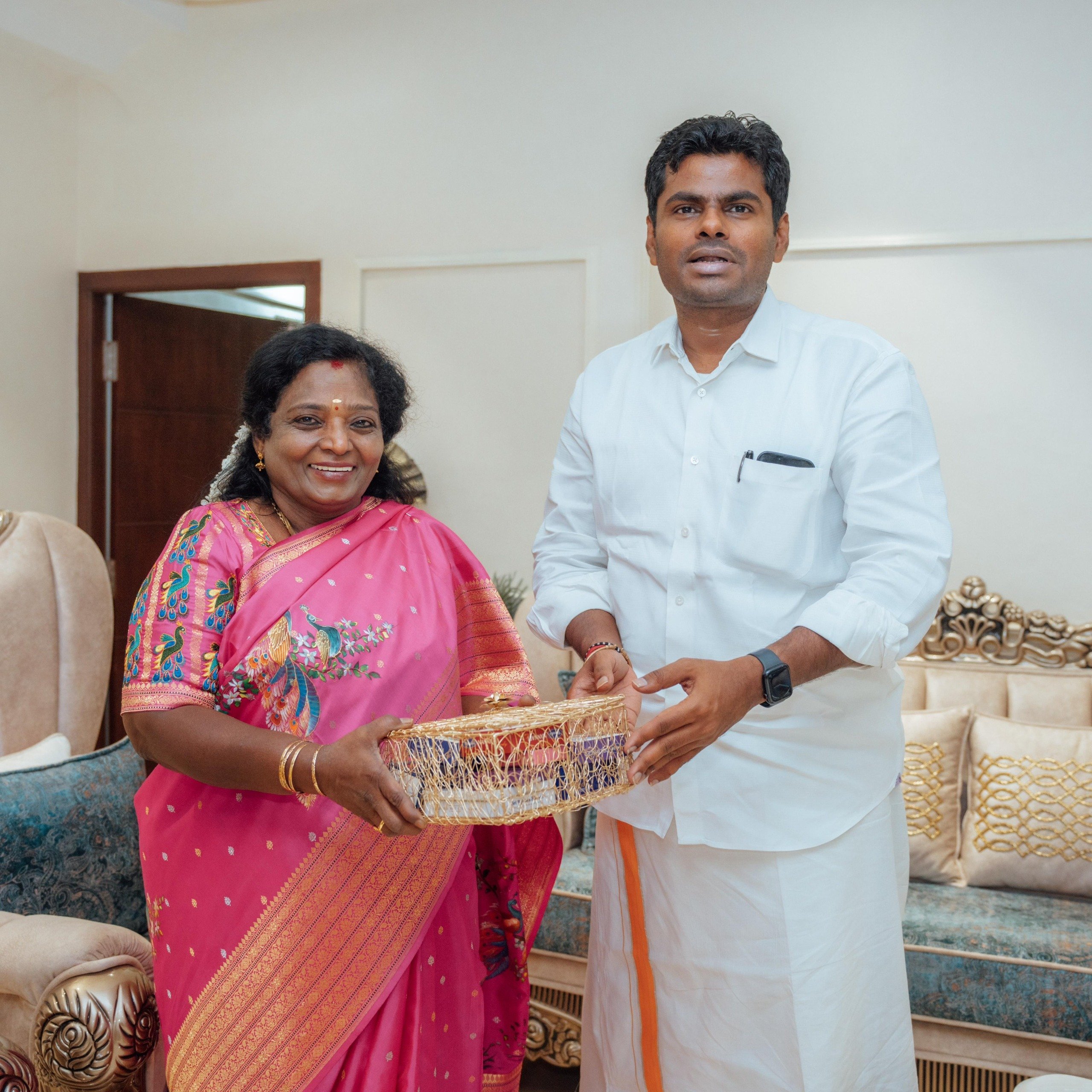 Chennai: Annamalai meet Tamilisai