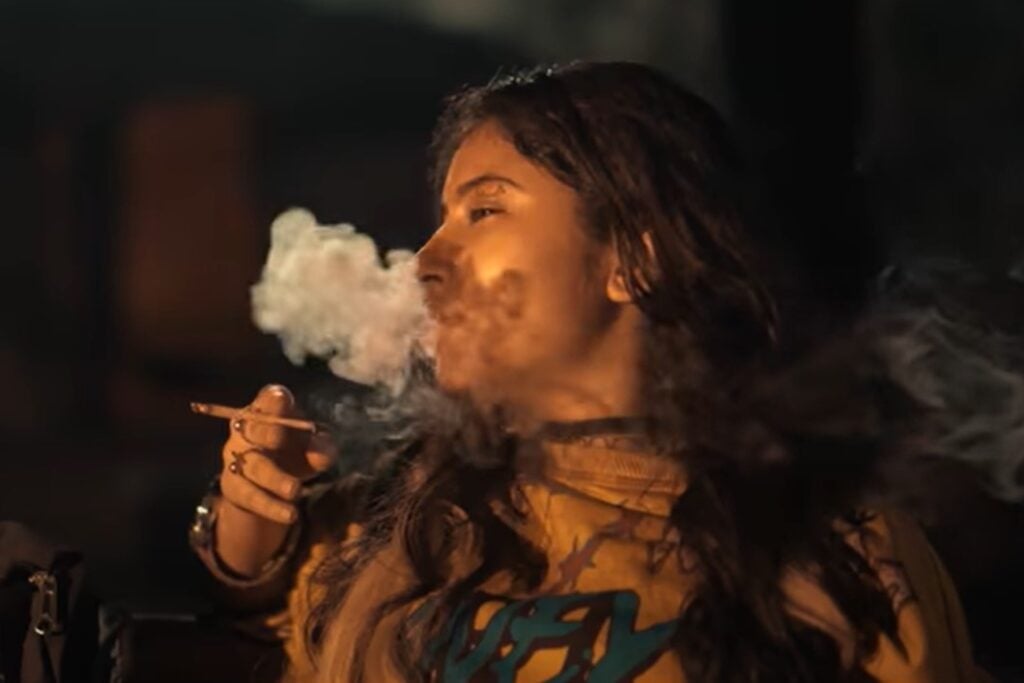 baby sarah smoking in Quotation Gang teaser