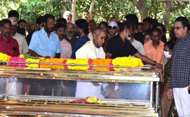 bavatarini body was cremated
