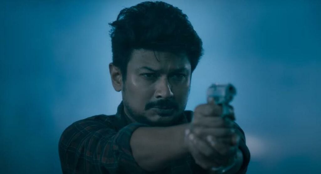 kannai nambathey movie review