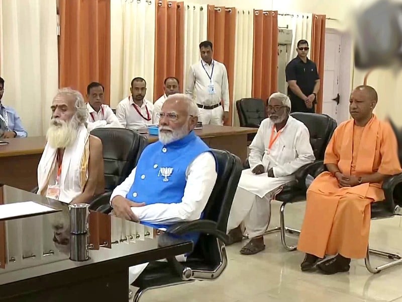 Modi filed nomination for Varanasi constituency!