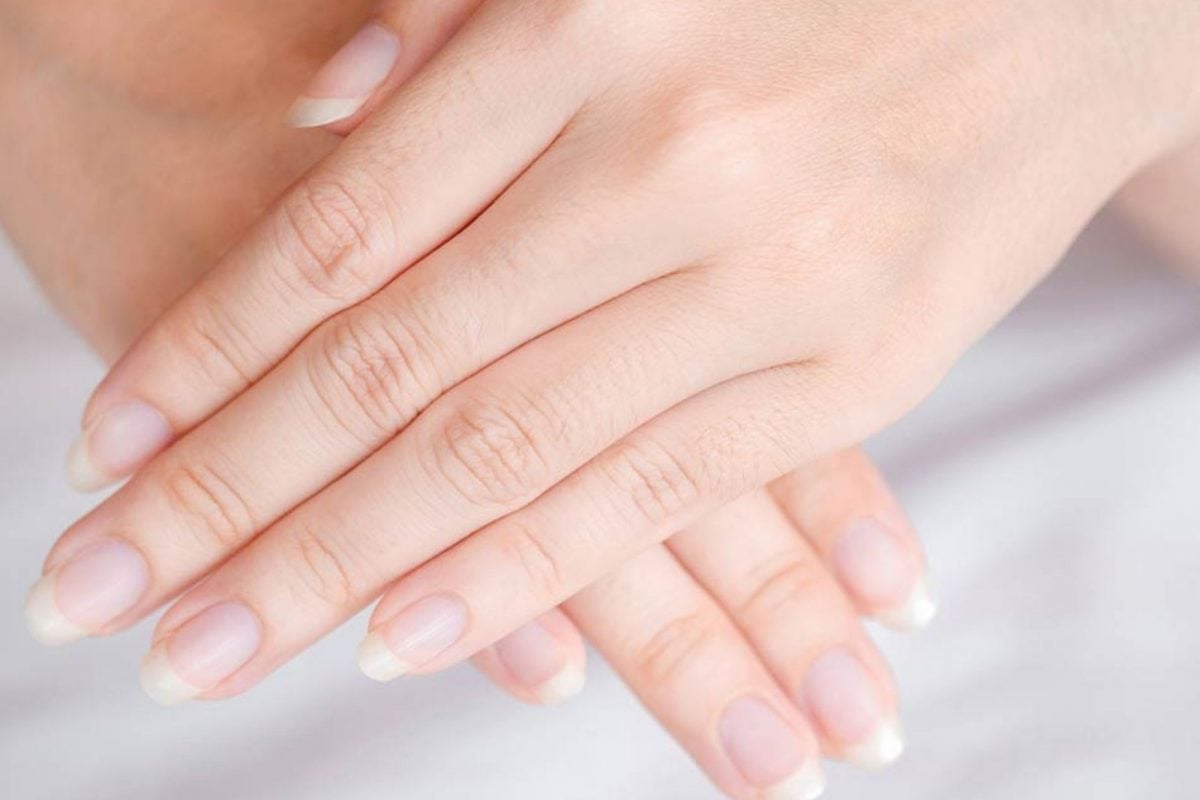 How to Care Your Nails Naturally?