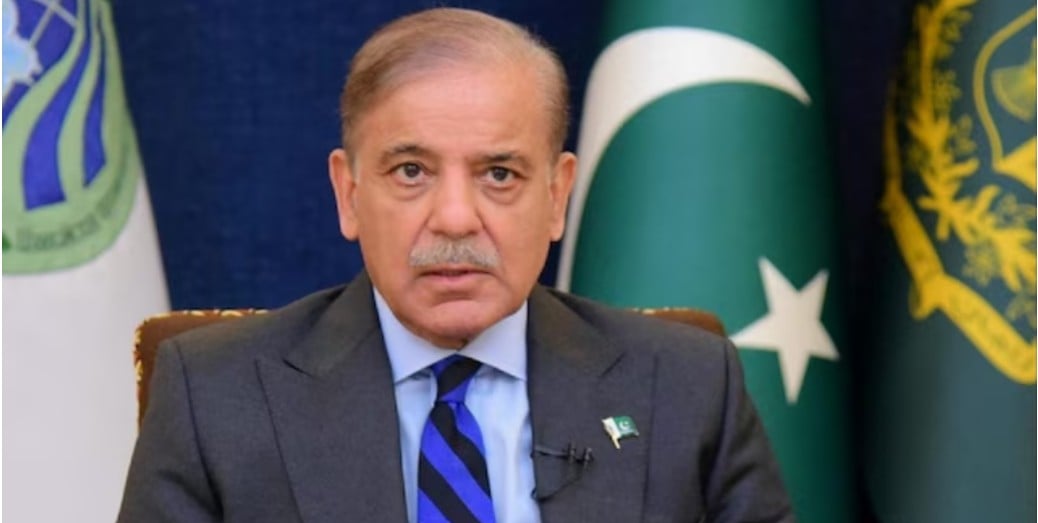 Pakistan bans Indian aircraft trade