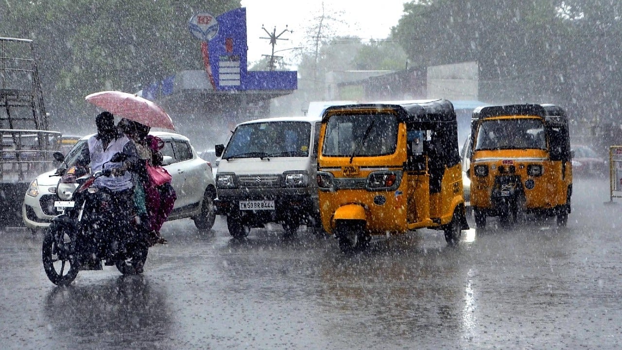 southern districts light rain madurai