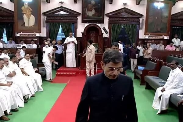 am learning tamil language governor